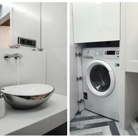 Your Private 5-Star Home In Katowice # 5-Minute Walk To Spodek, 10 Minutes To City Center Esterno foto